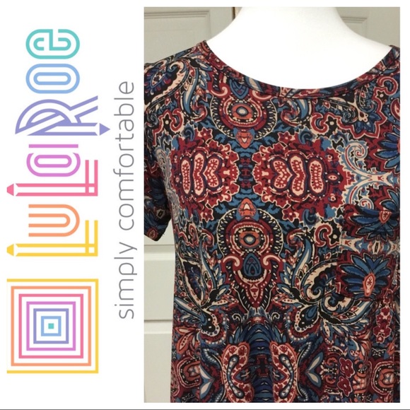 LuLaRoe Dresses & Skirts - LULAROE CARLY DRESS